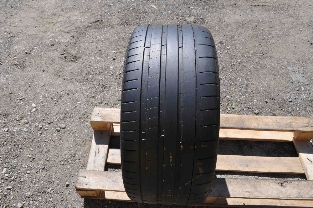 ! Anvelopa Vara 265/35 R19 MICHELIN PILOT SUPER SPORT 98Y