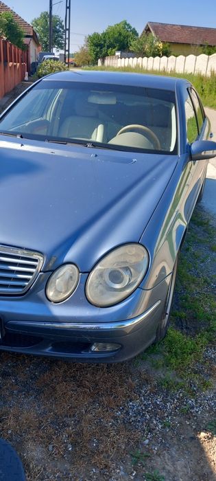 Se vinde Mercedes w211