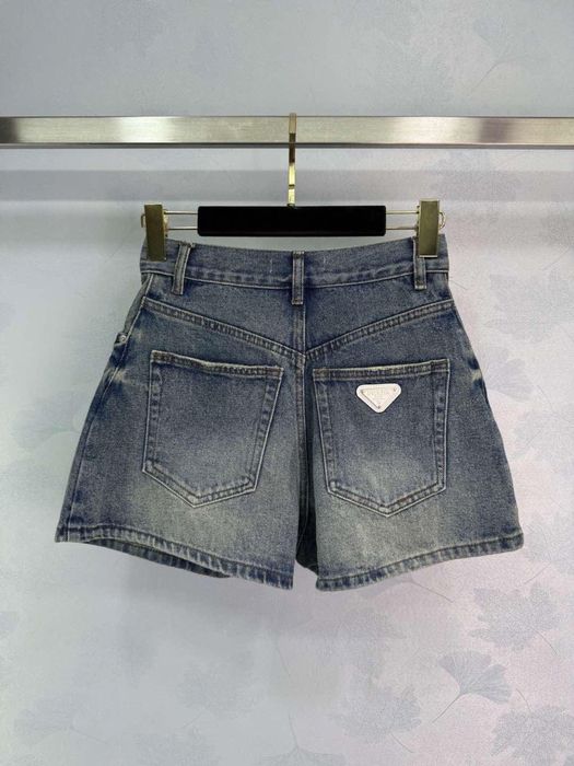 Дънкови панталонки с висока талия