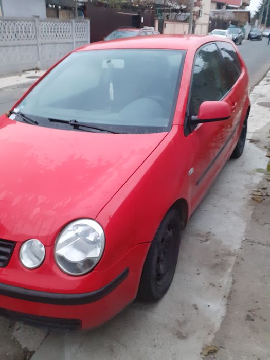 Dezmembrez Vw Polo 1.2 benzina GPL 2002