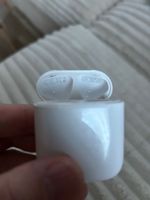 Airpods 2 Wireless