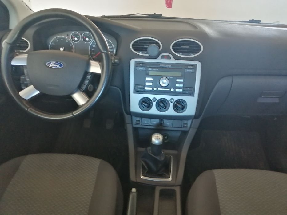 Vând Ford Focus 2