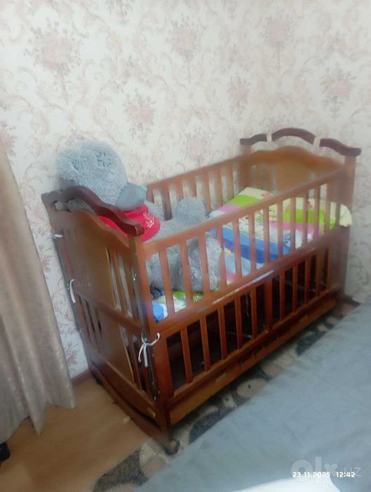 Детскоя кровать продам