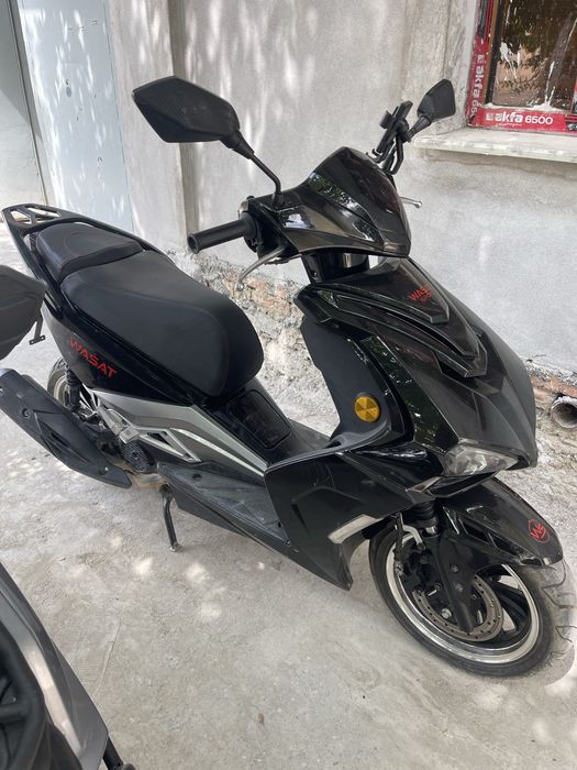 Italya R 3 sastayni zur