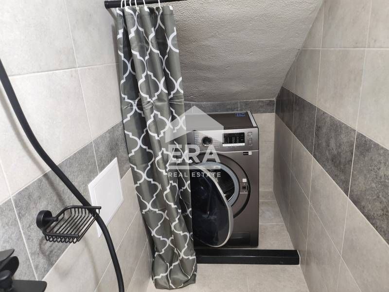 Дава се под наем Двустаен апартамент в Варна, Цветен квартал - 58 кв.м за 383 € - Снимка #4