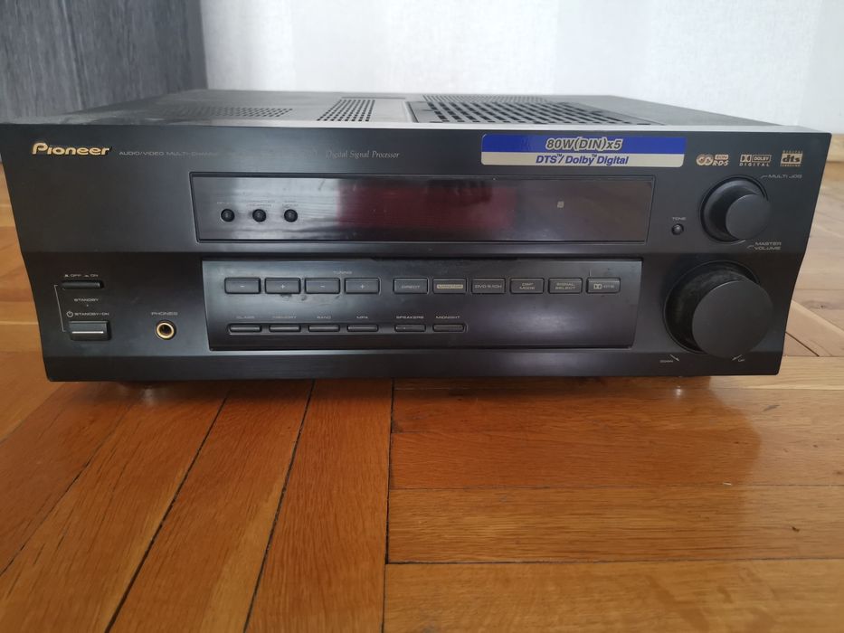 Pioneer усилвател
