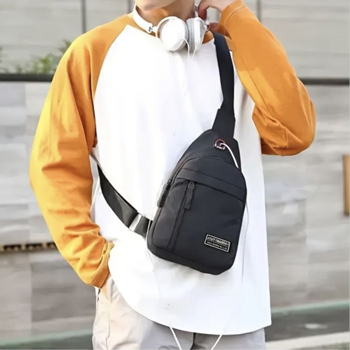 Мъжки чантички за през рамо в два варианта за телефон,ваканция и спорт