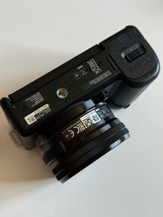 Камера Sony zv-e10