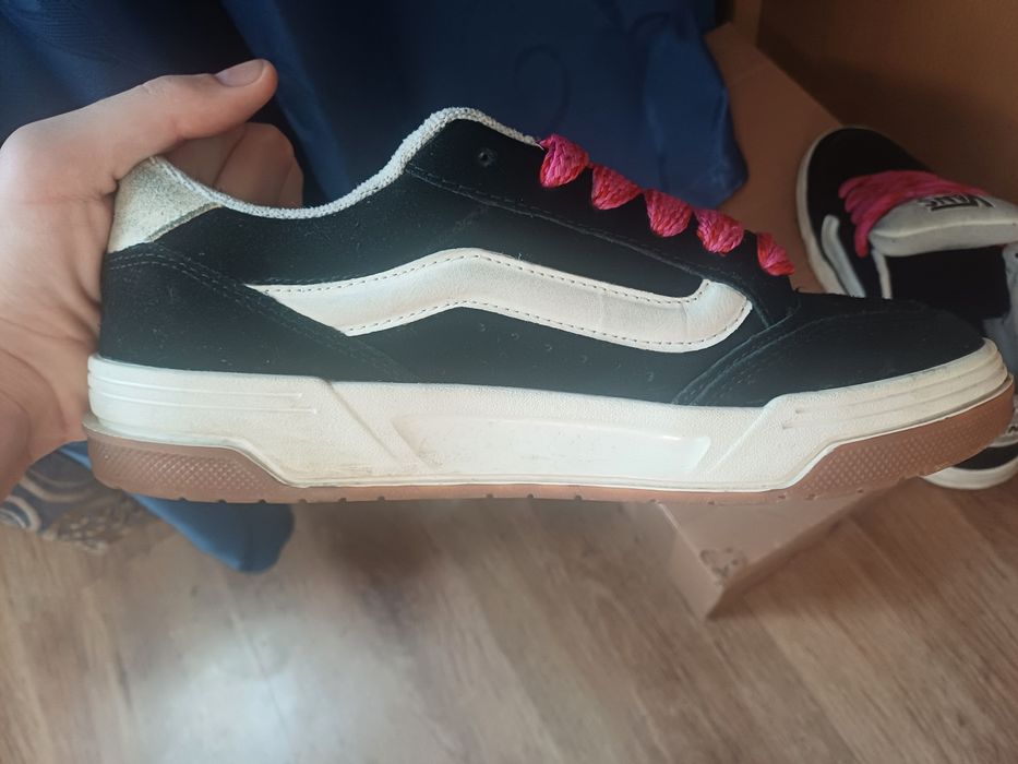 Vans knu skool cu sireturi roz