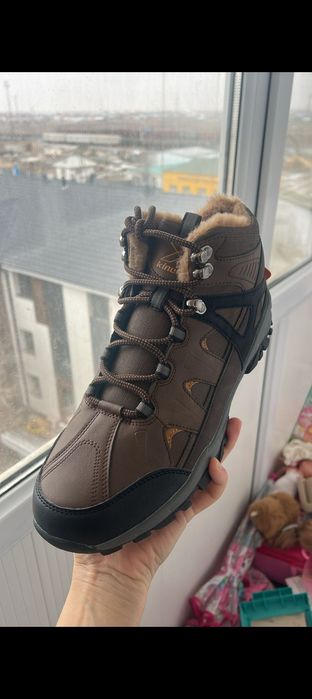 Зимний ботинка новый