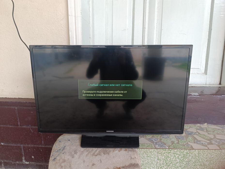 "SAMSUNG 32" televizor