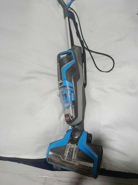 Aspirator multifuncțional bisselle