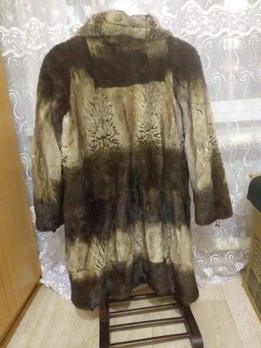 Продам норковую шубу.