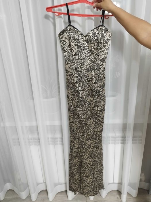 Продам вечерние платья