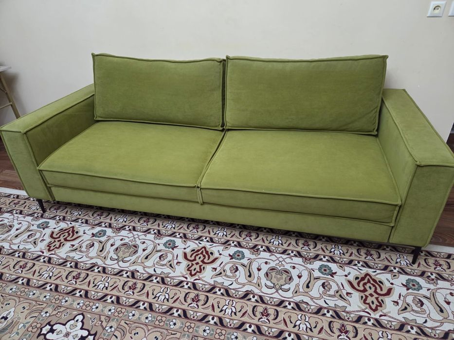 Диван б/у в хорошем состоянии