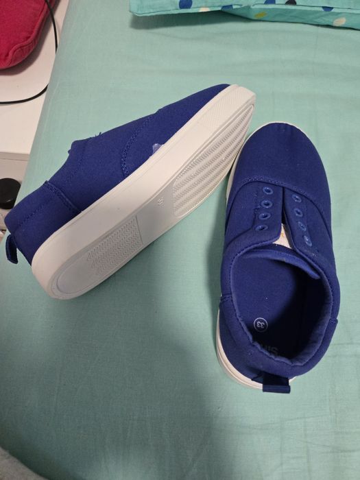 Детски сини гуменки