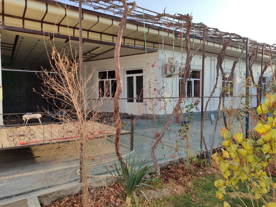 Ховли Гулистон 3 да