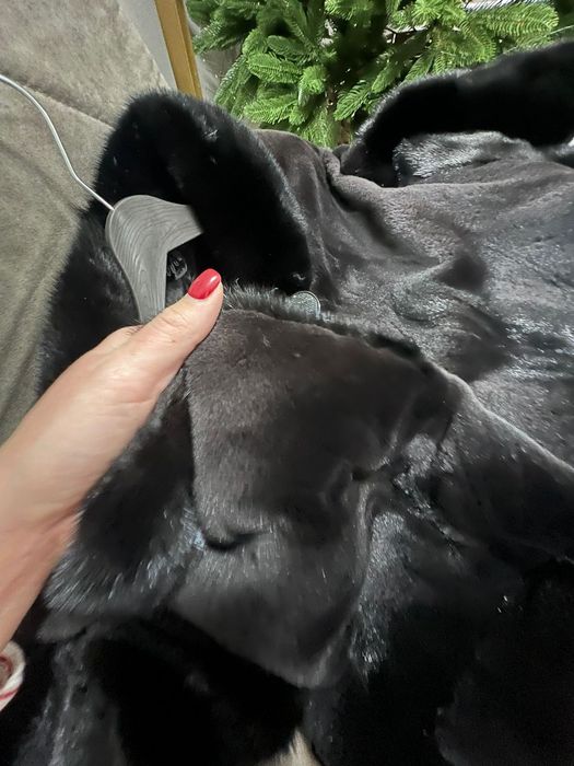 Продам шубу норковую