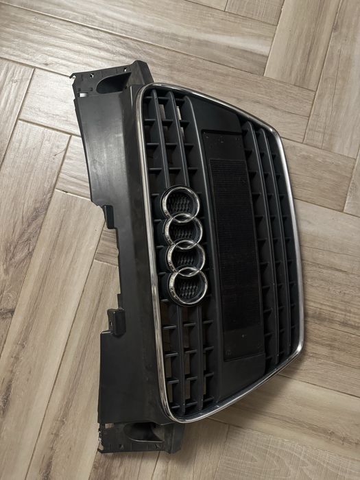 Vand grila originala Audi tt 8j 2006-2013