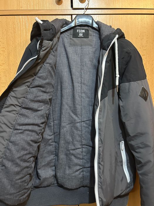 Мъжко преходно яке