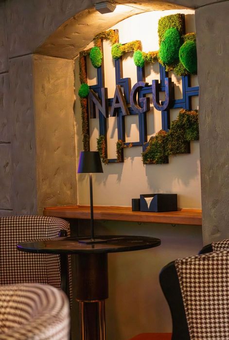 Restaurant / Pub - Piața sfatului Brașov  de vânzare