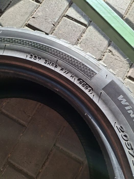4 Anvelope de iarnă  205 55 r16 Hankook