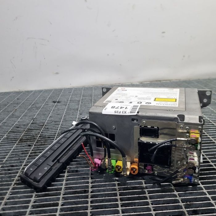 Cd player BMW X3 F25 2010 - 2014 (1478) 93273180I