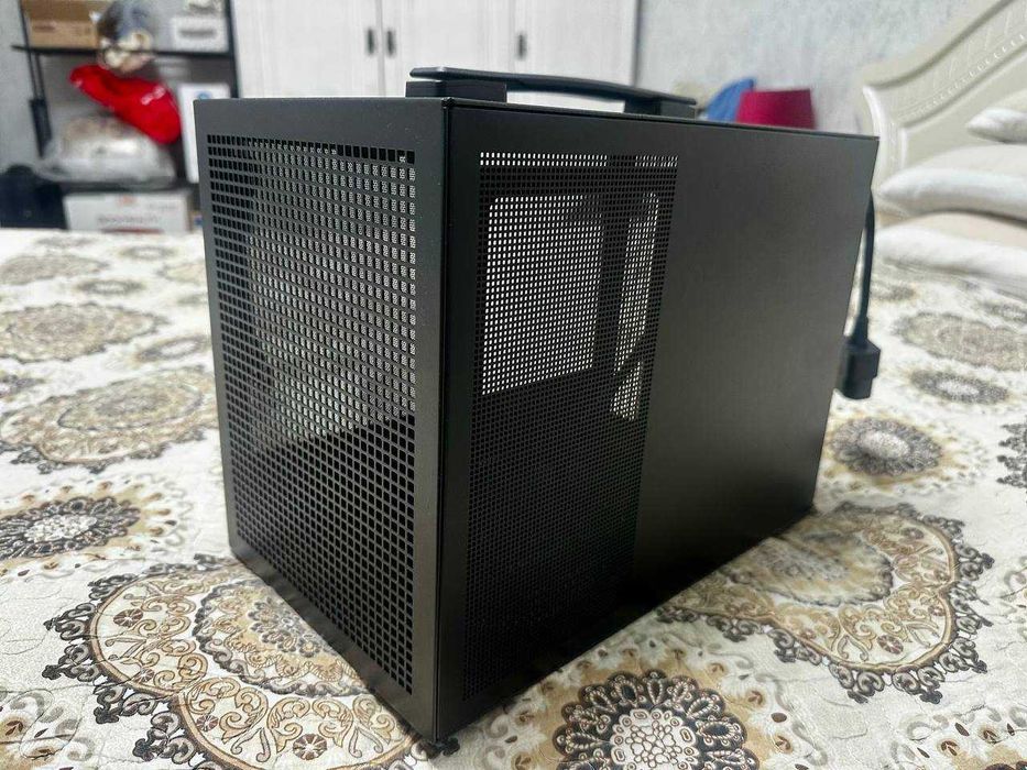 Корпус Deepcool CH-160 (mini-ITX)