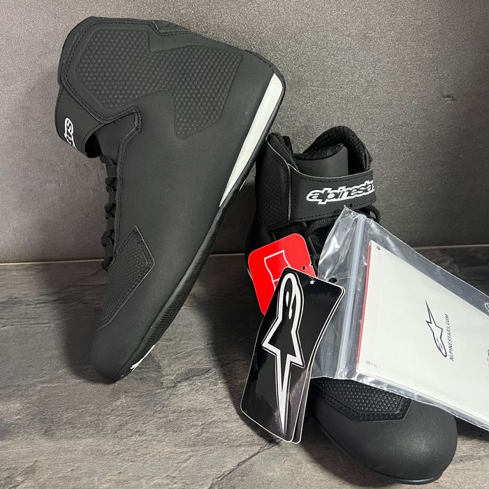 Мото обувки Alpinestars Sektor Black - 43 размер