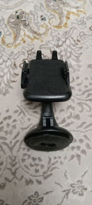 Видеорегистратор и держатель телефона