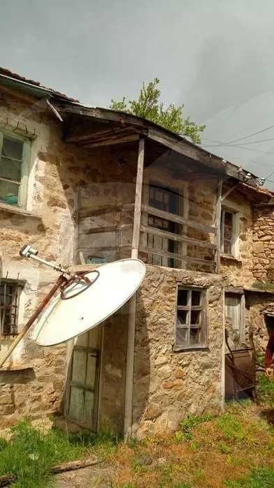 Продава се Къща в с. Гълъбово, Област Смолян - 54 кв.м за 649 €/кв.м - Снимка #1