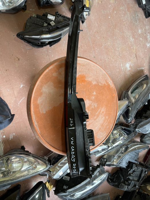 Vw Caddy 2021ляв стоп