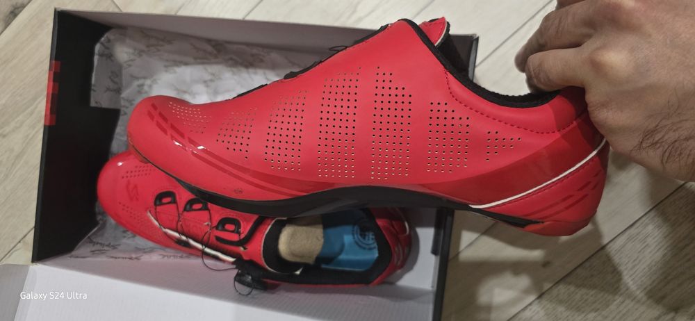 Нови шосейни обувки Spiuk aladama