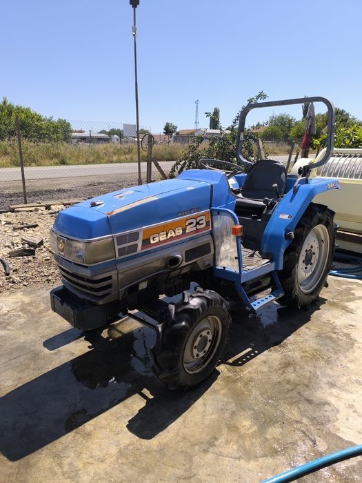 Трактор ИСЕКИ 23 К.комплект косачка+фреза.