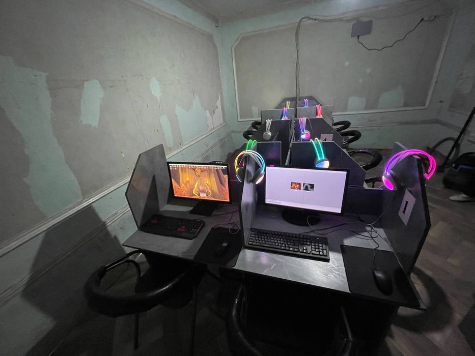 Kompyuterlar srochna sotiladi barcha nastroykalari  bor.