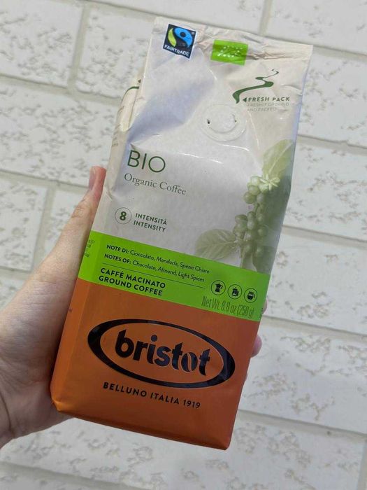 Полностью органическая смесь Bristot - это сладкий и сливочный кофе