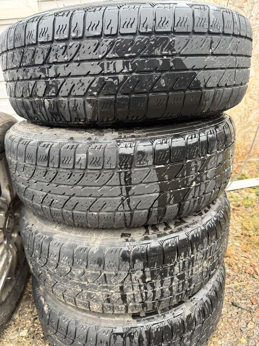 Продам комплект колес