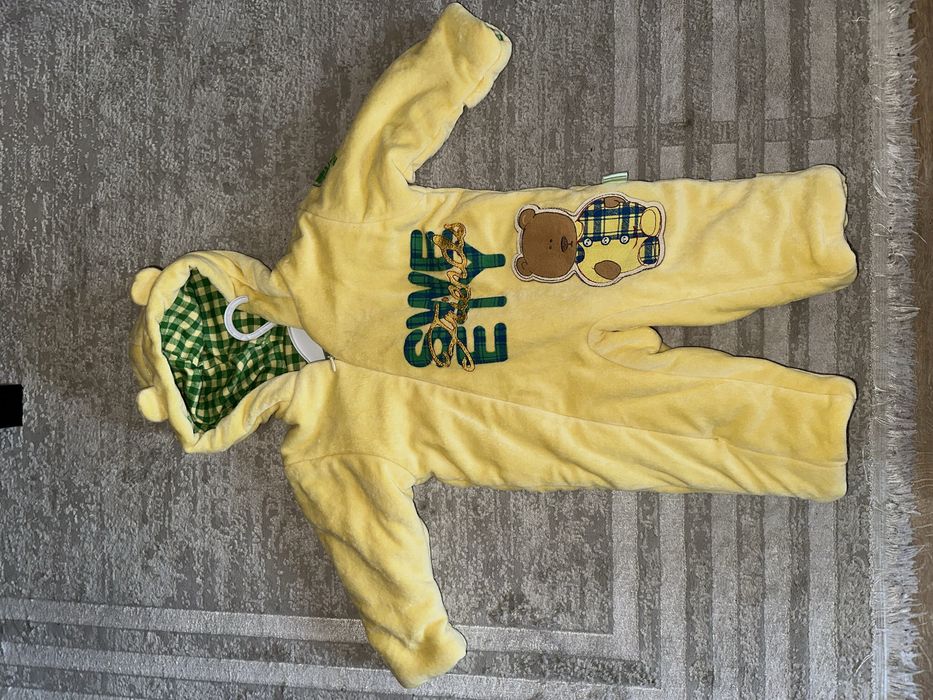 Комбинезон велюр  размер 74