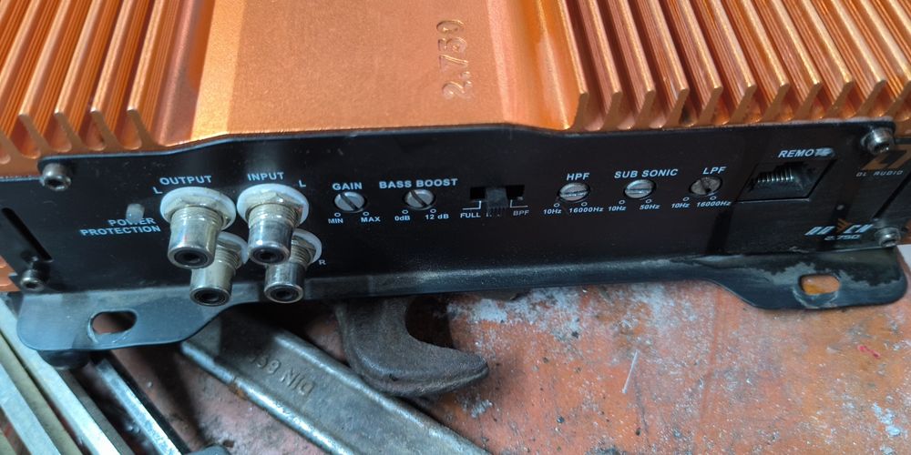 Продам усилитель