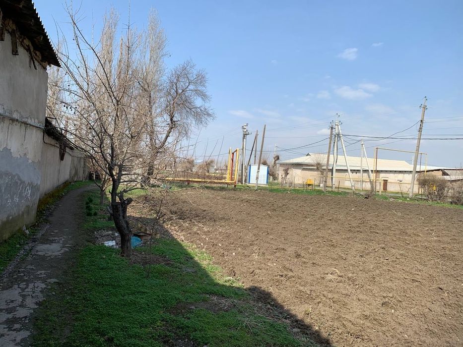 Yer uchastka sotiladi