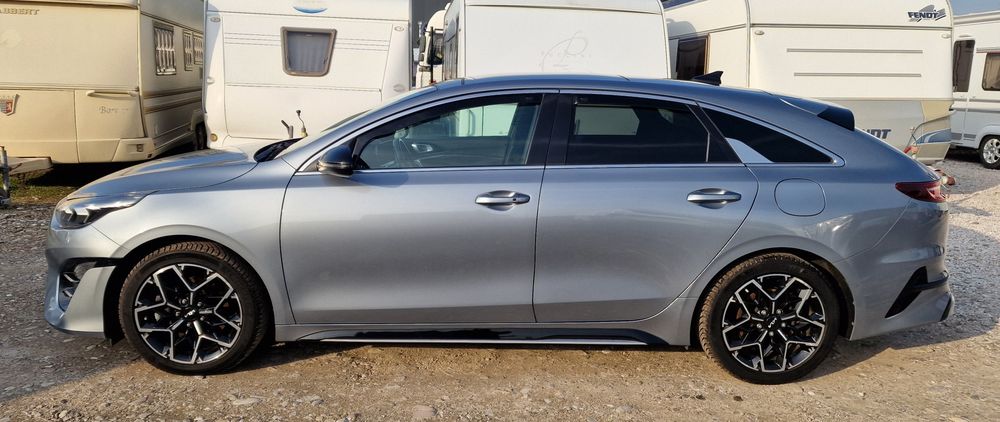 KIA PROCEED  GT LINE  Бартер за каравана или кемпер