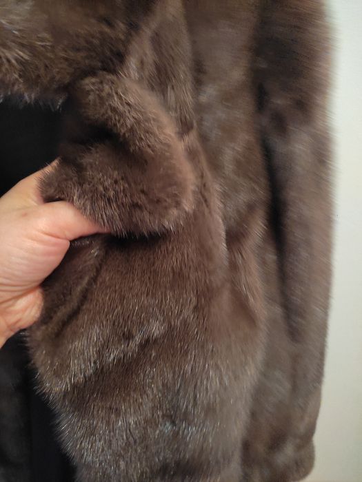 Продам норковую шуба (Греция)