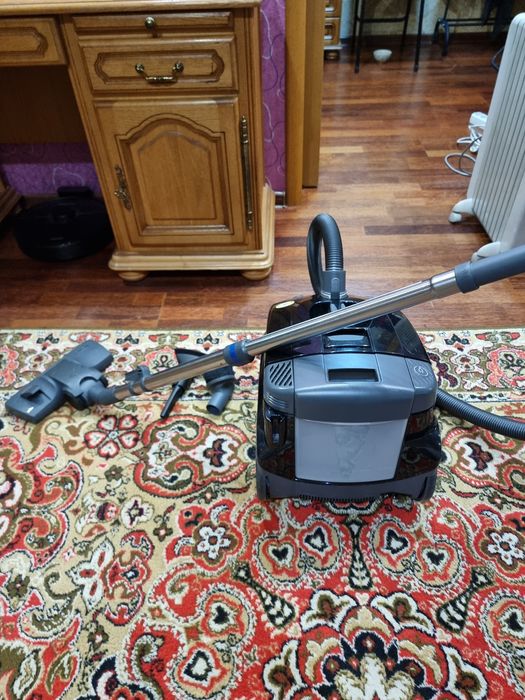 Пылесос THOMAS.. Цена Договоримся