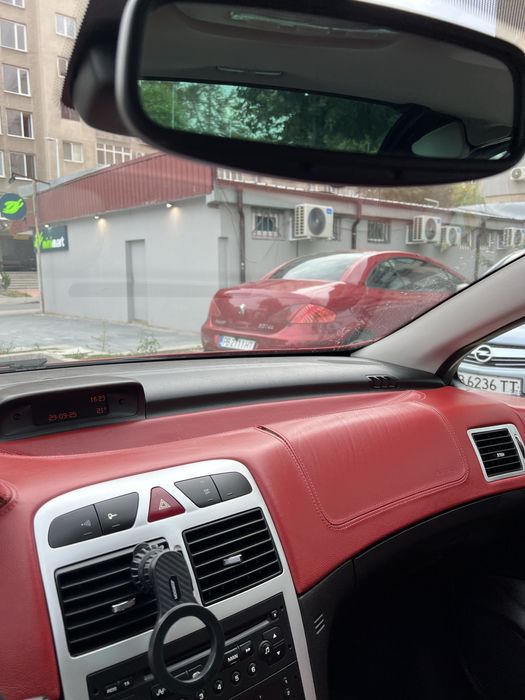 Червено Арматурно табло за peugeot 307cc