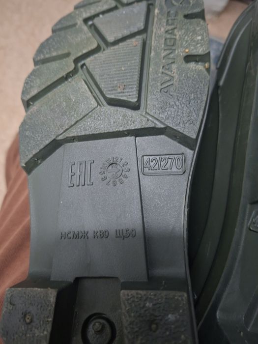 Продам сапоги резиновые