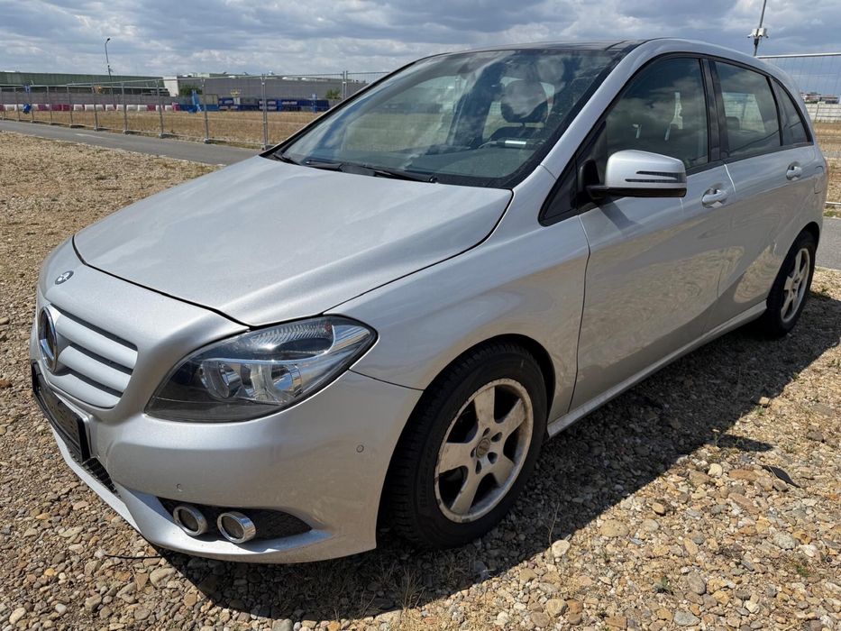 MERCEDES-BENZ B-Class 2012 — imagine 3