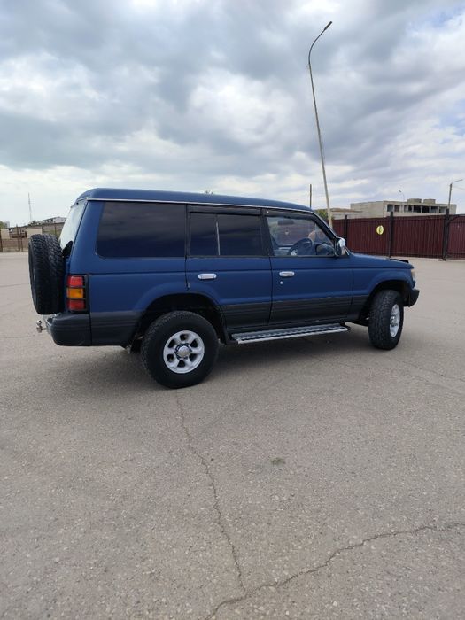 Mitsubishi Pajero 2 2.5