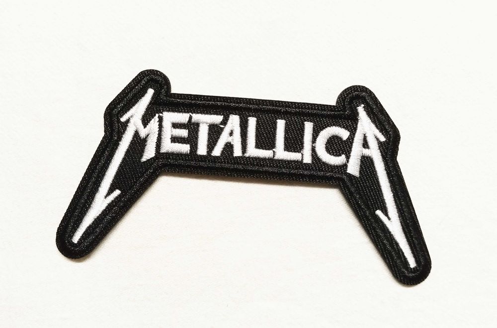 Стари нашивки на рок и метъл групи