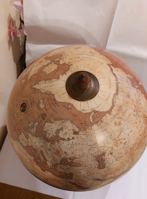 Bar glob pământesc de birou "Zoffoli"