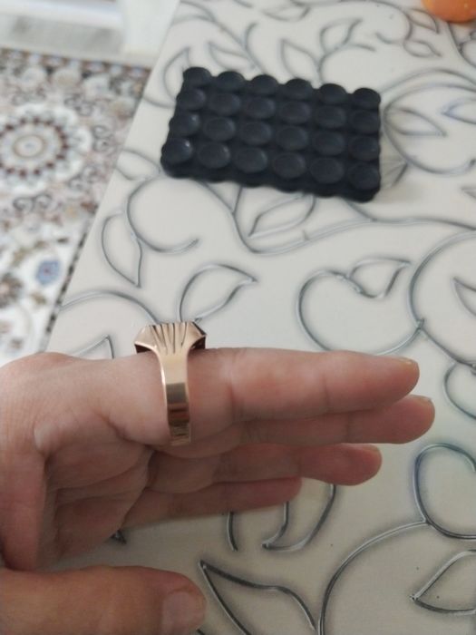 Продам мужской перстен